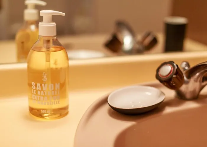 Benoit A 80m, Terrasse & Jardinet *